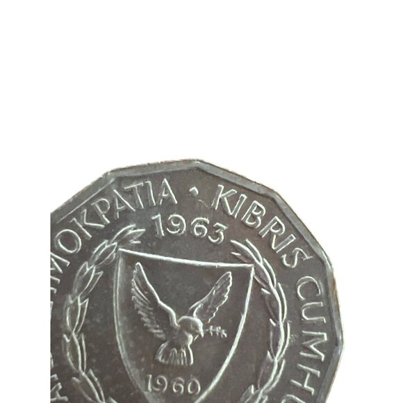1963 Cyprus 1 Mil Coin With Dove & Wreath Design - Picture 2 of 3
